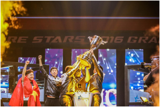 中国CF军团再夺世界冠军 决赛精美开幕式震撼全球观众