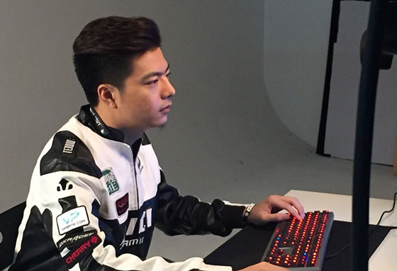 DOTA2VG戰隊宣傳照花絮 BurNing又更帥了