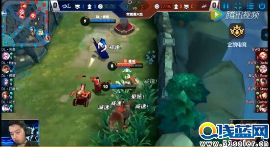 《王者榮耀》五大風騷操作：橘右京殘血拿雙殺