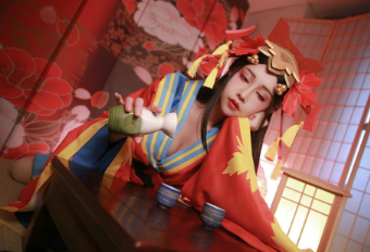 陰陽師絕美COS鬼女紅葉   我怎么樣？