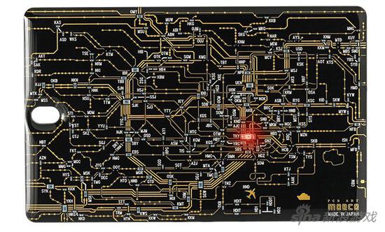價值900元的初號機手機殼 電路板風格科幻感十足