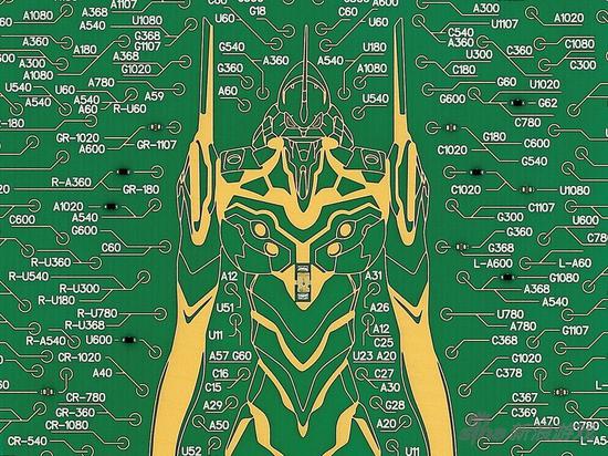 價值900元的初號機手機殼 電路板風格科幻感十足