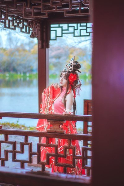 《少年三國志》美女玩家成網紅大小喬美如畫