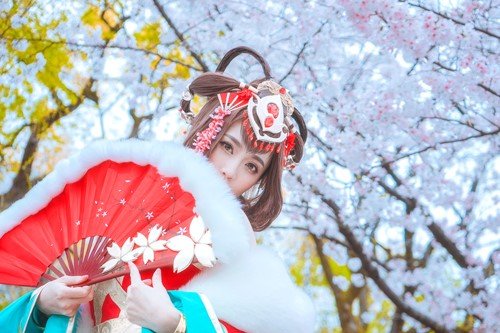 少年三國志美女玩家 美女成網紅大小喬美如畫