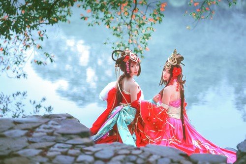 《少年三國志》美女玩家成網紅大小喬美如畫