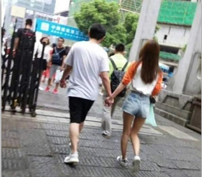 曝王思聰新女友  為何又是女主播？