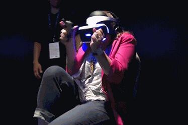 《生化危機7》VR版多恐怖？妹子嚇得各種尖叫
