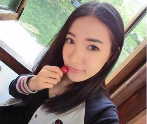  夢想交織欲望！一個90后網絡女主播的真實寫照！