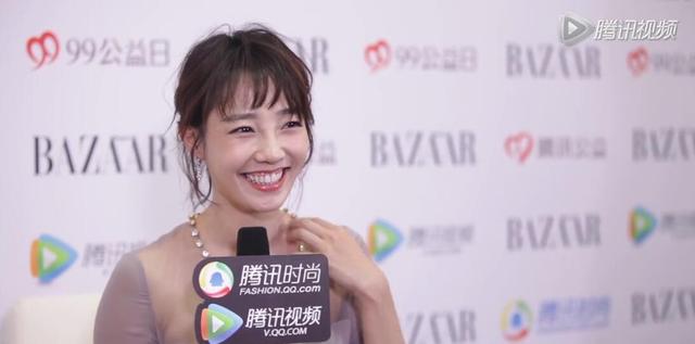 白百何：我是RMB玩家 有很多英雄和皮膚