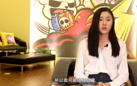時隔3月阿怡終出鏡道歉：痛哭流涕稱想復播可是不敢！