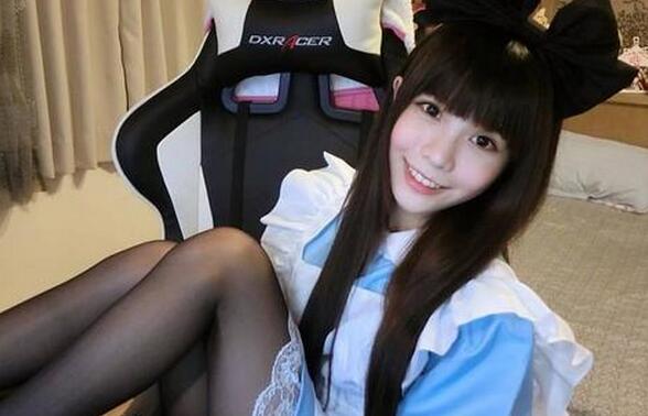 臺灣美女LOL主播曬性感私照：黑絲美腿誘惑！