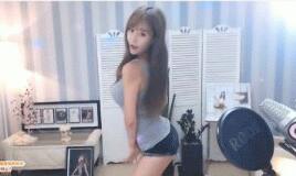 土豪快搶！韓國女主播直播熱舞后賣貼身內衣