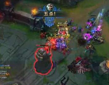 學生去網吧LOL五殺賺網費  網管竟然...