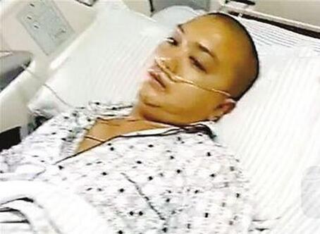 男主播直播捅馬蜂窩  網友：不作死就不會死！