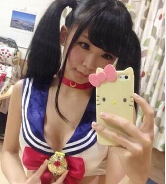 日本蘿莉挑戰(zhàn)史上最短cos裝 網(wǎng)友：太給力了！