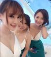 lol美女主播被大鵬摸后越來越火