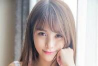 21歲的95后LOL女玩家不得了：多看兩眼會要命