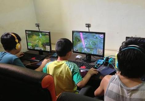 小學生太癡迷LOL 寫作文自稱LOL大神 盲僧無人能敵