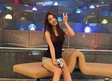 lol女主持：Faker女友上榜 竟然沒球王？