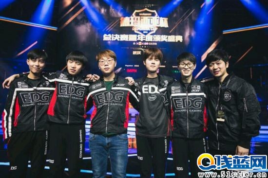 lolEDG EDG冠軍陣容最后合照 還是那五個(gè)人