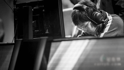 LOL難成偉大游戲 Dota玩家太高冷