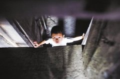 小賽爾同齡人故事 水果男孩的艱辛生活和感人經(jīng)歷